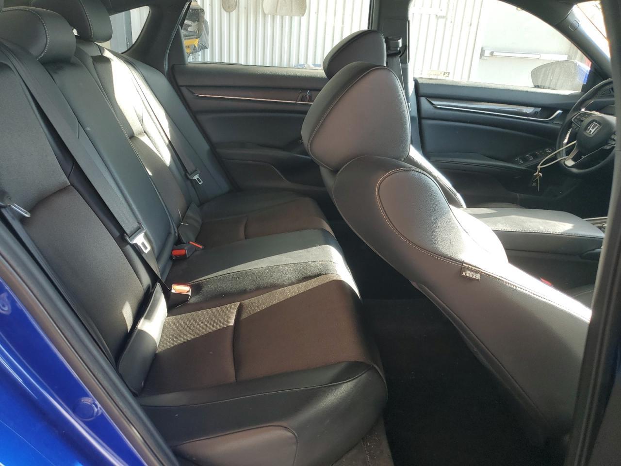 2018 HONDA ACCORD