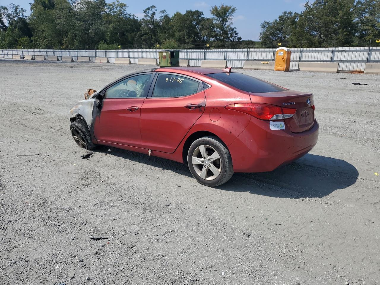2013 HYUNDAI ELANTRA