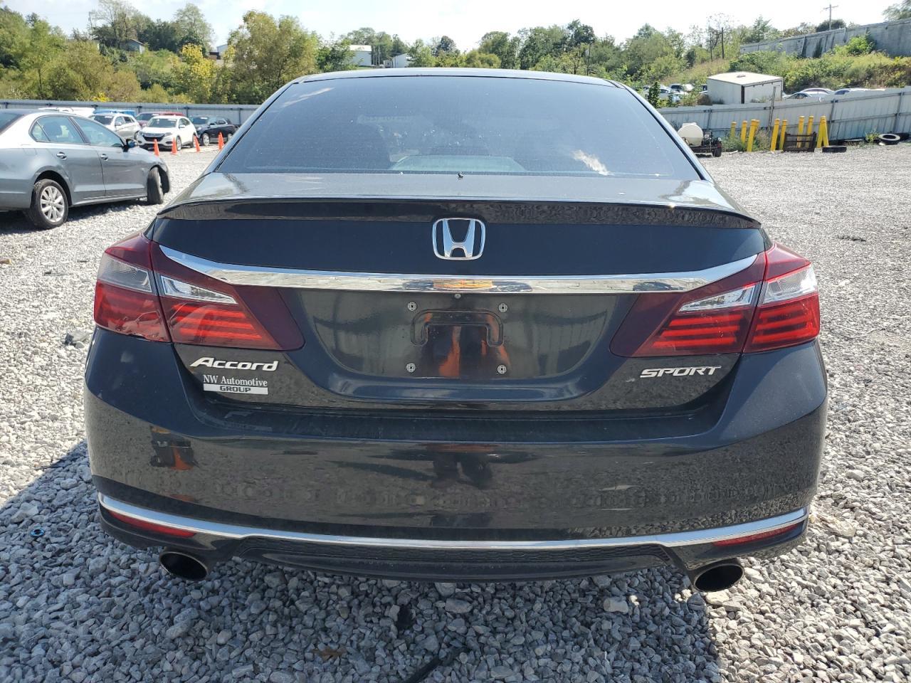 2017 HONDA ACCORD
