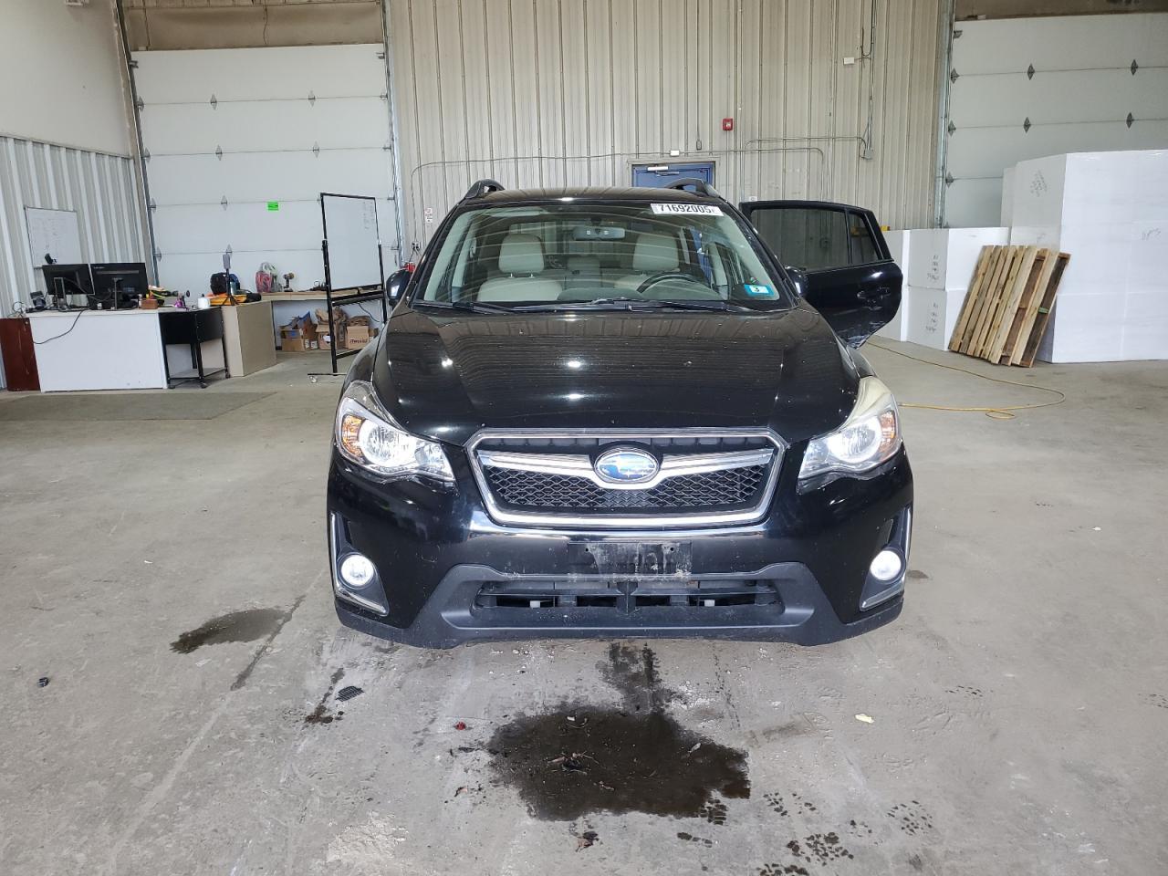 2016 SUBARU Crosstrek