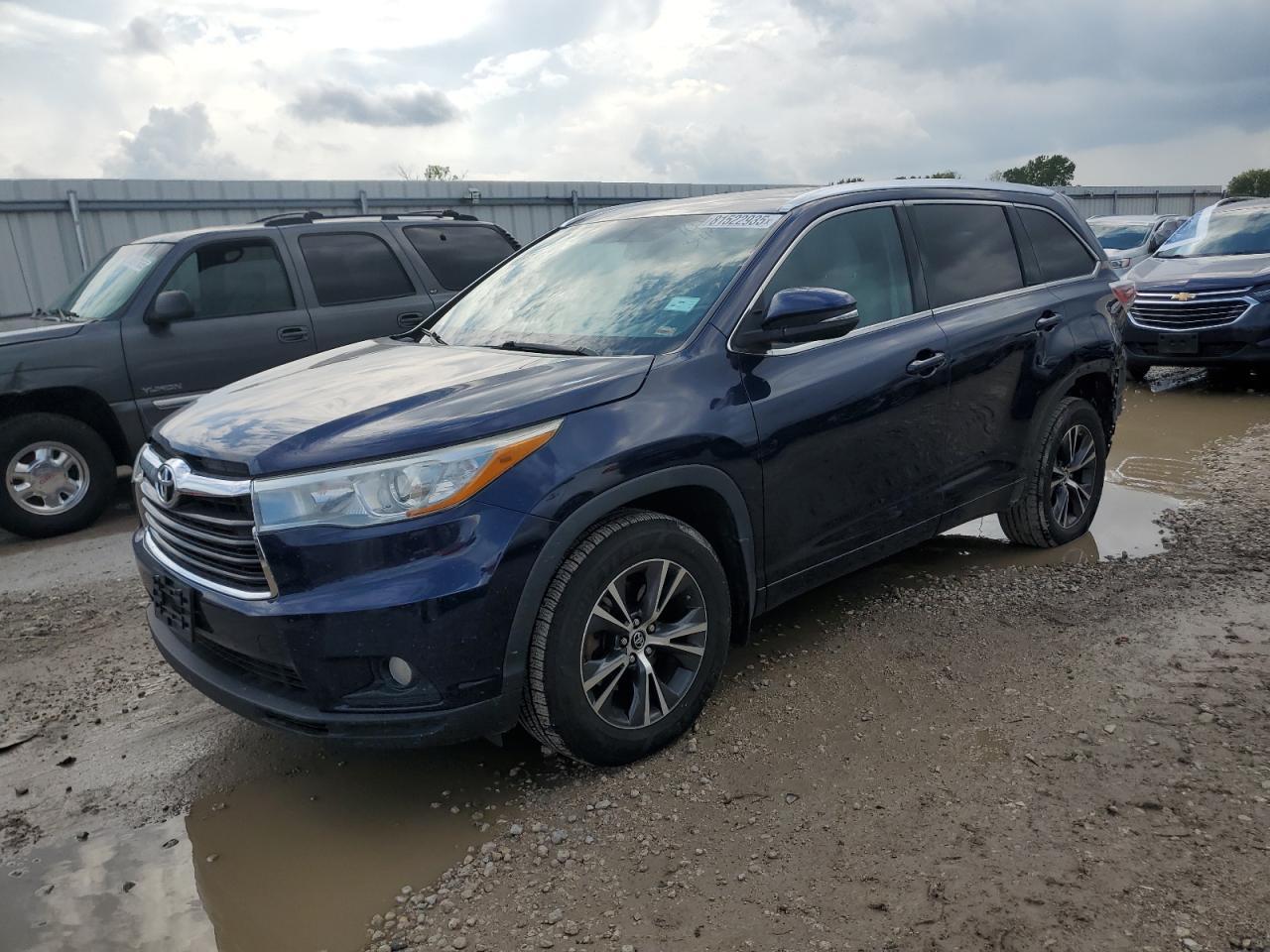 2016 TOYOTA HIGHLANDER
