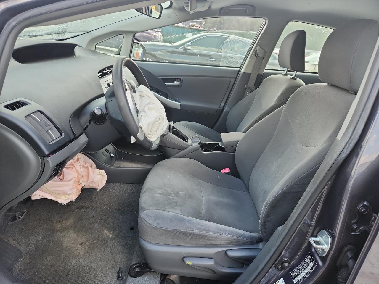 2011 TOYOTA PRIUS