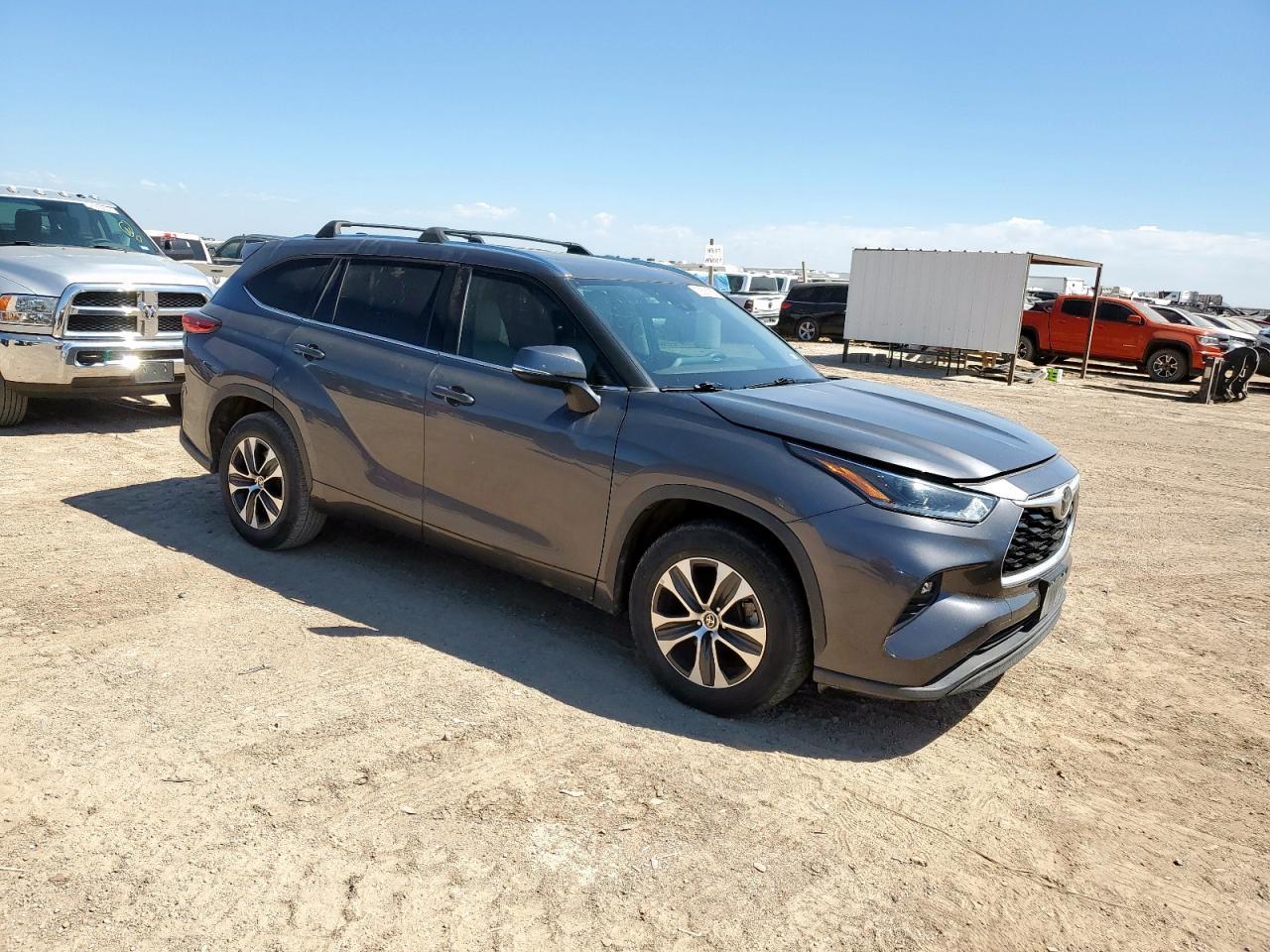 2021 TOYOTA HIGHLANDER