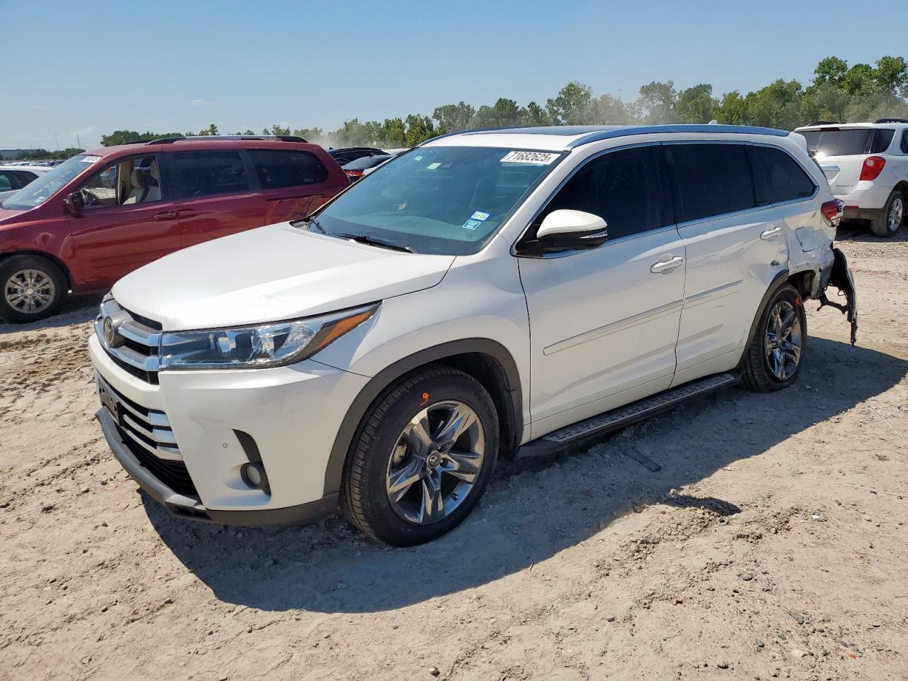 2018 TOYOTA HIGHLANDER