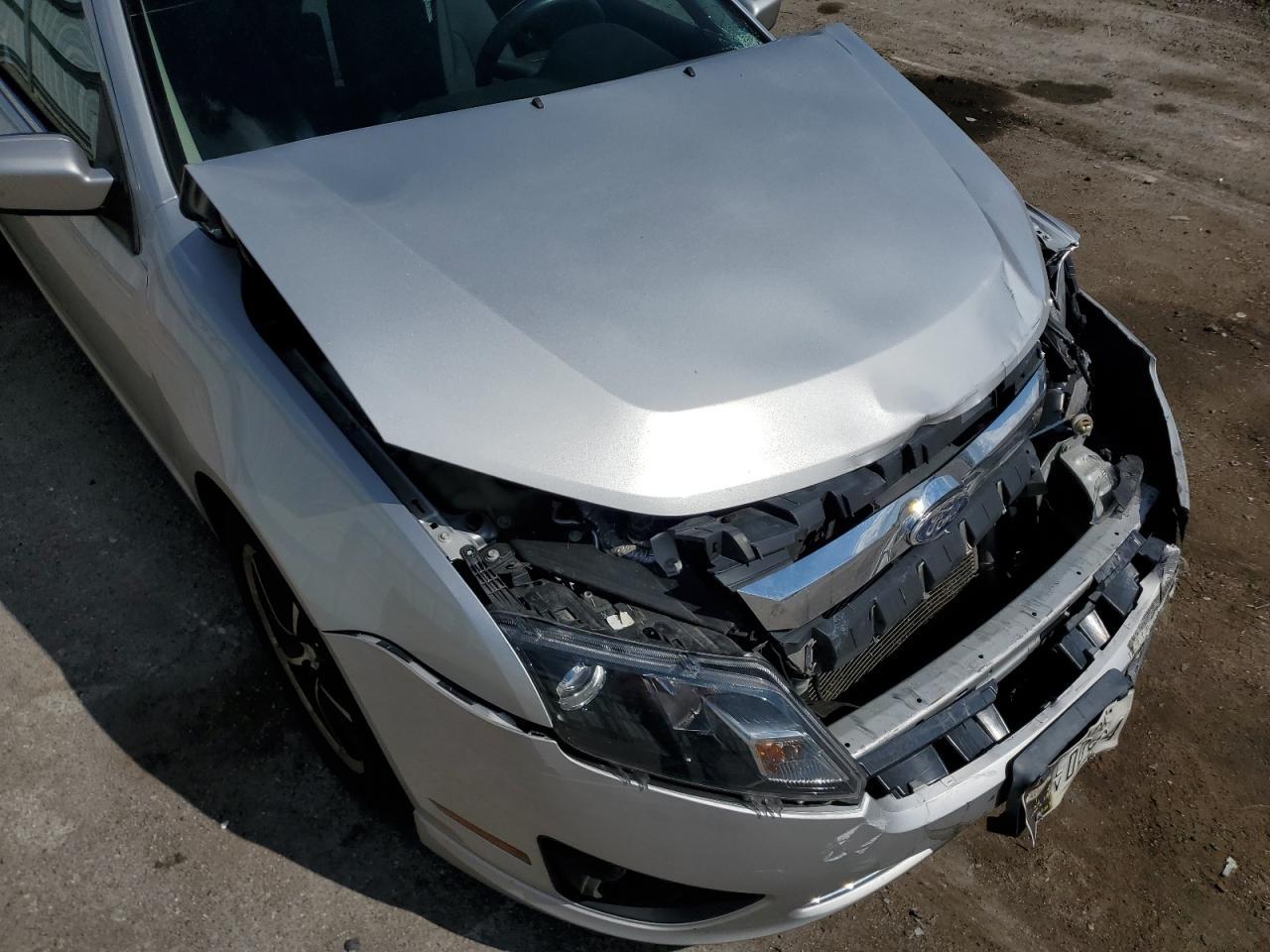 2011 FORD FUSION
