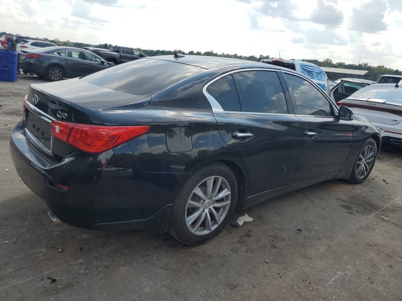 2017 INFINITI Q50