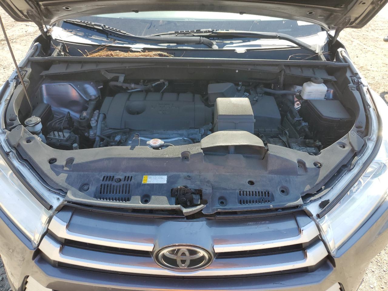 2019 TOYOTA HIGHLANDER