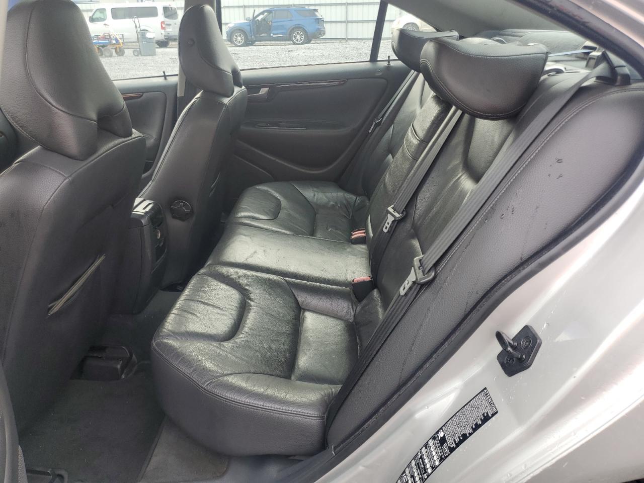 2006 VOLVO S60