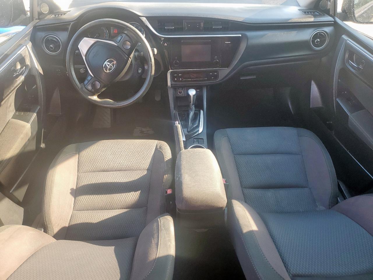 2017 TOYOTA COROLLA