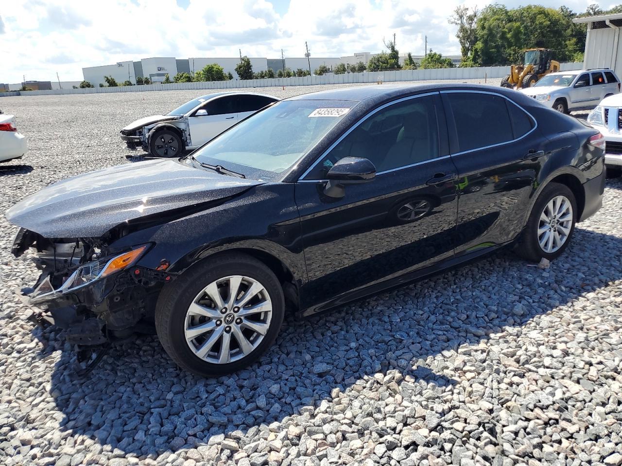 2019 TOYOTA CAMRY