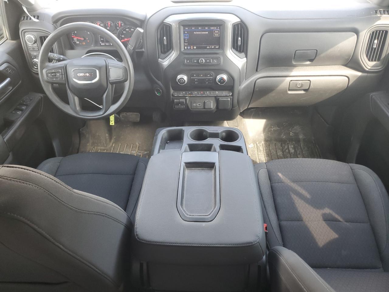 2024 GMC Sierra