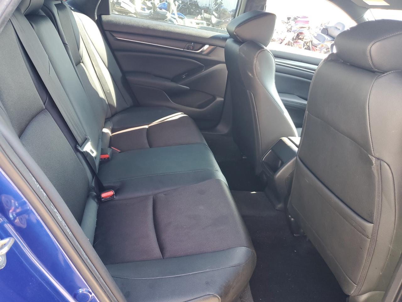 2019 HONDA ACCORD