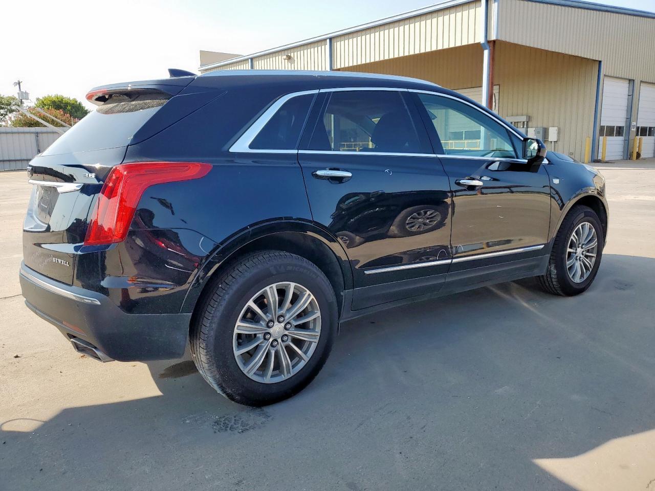 2018 CADILLAC XT5