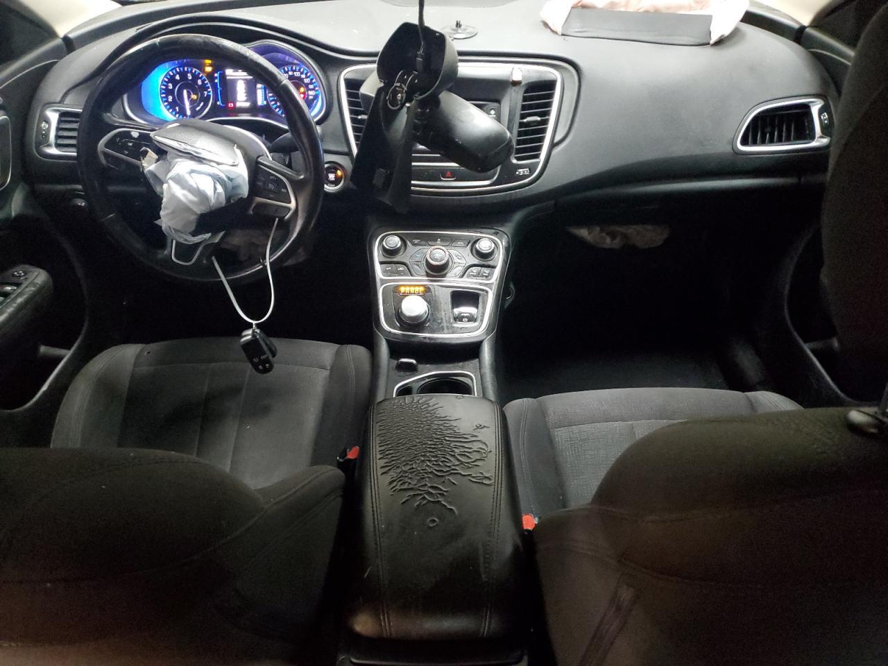 2015 CHRYSLER 200
