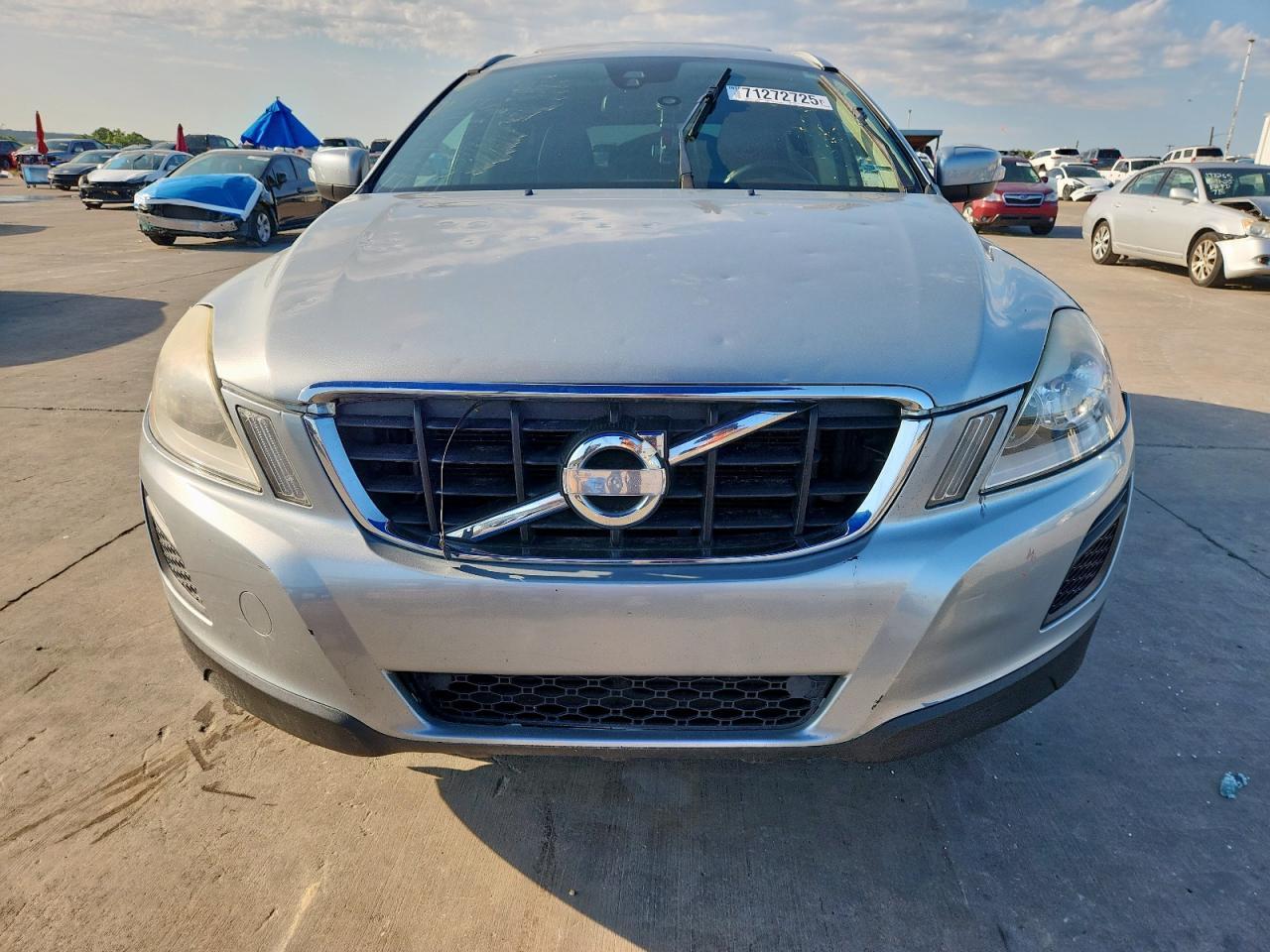 2011 VOLVO XC60