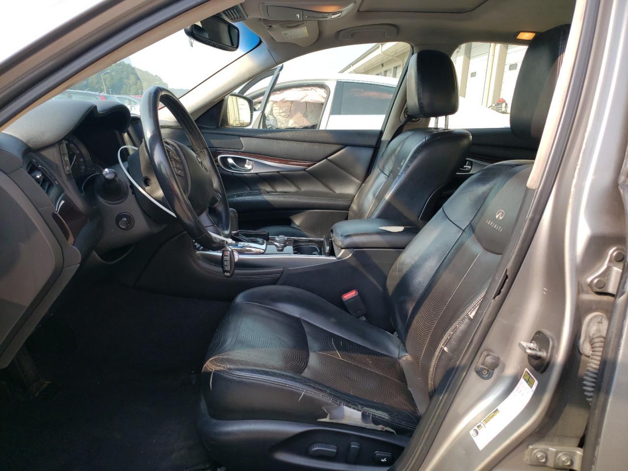 2013 INFINITI M37