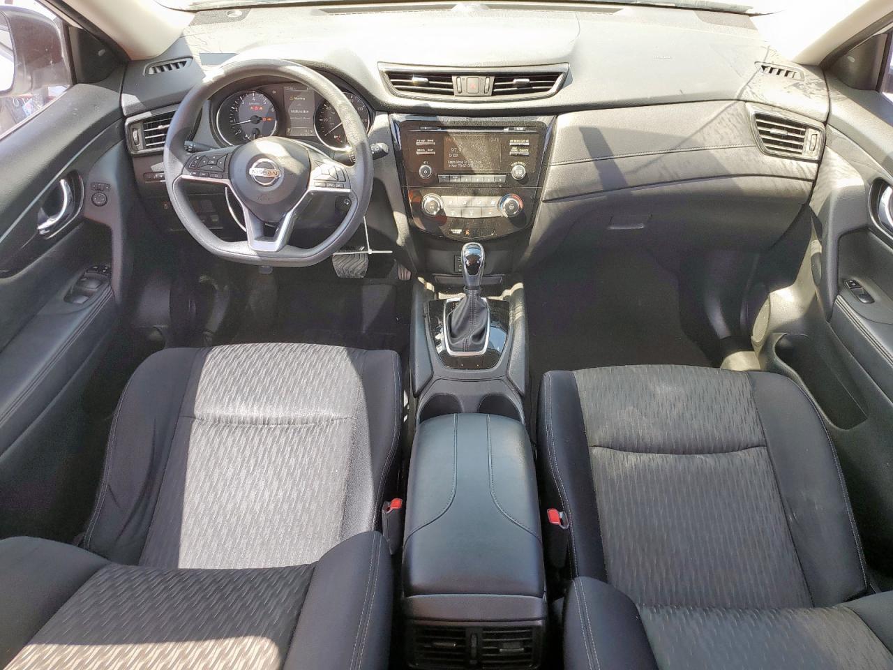 2017 NISSAN ROGUE
