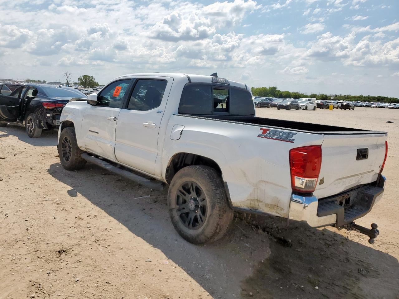 2016 TOYOTA TACOMA