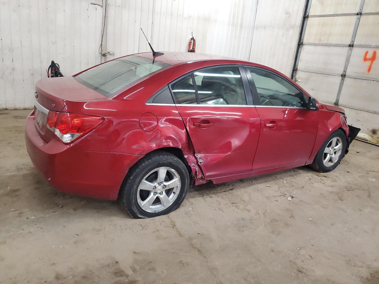 2011 CHEVROLET CRUZE