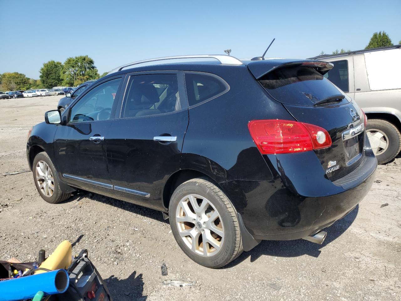 2011 NISSAN ROGUE