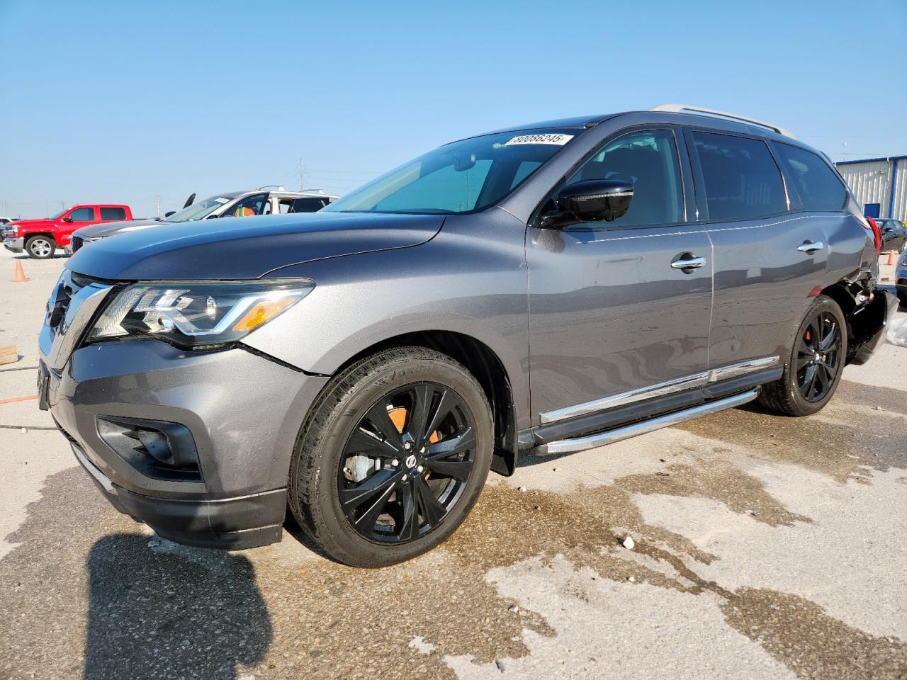 2017 NISSAN PATHFINDER