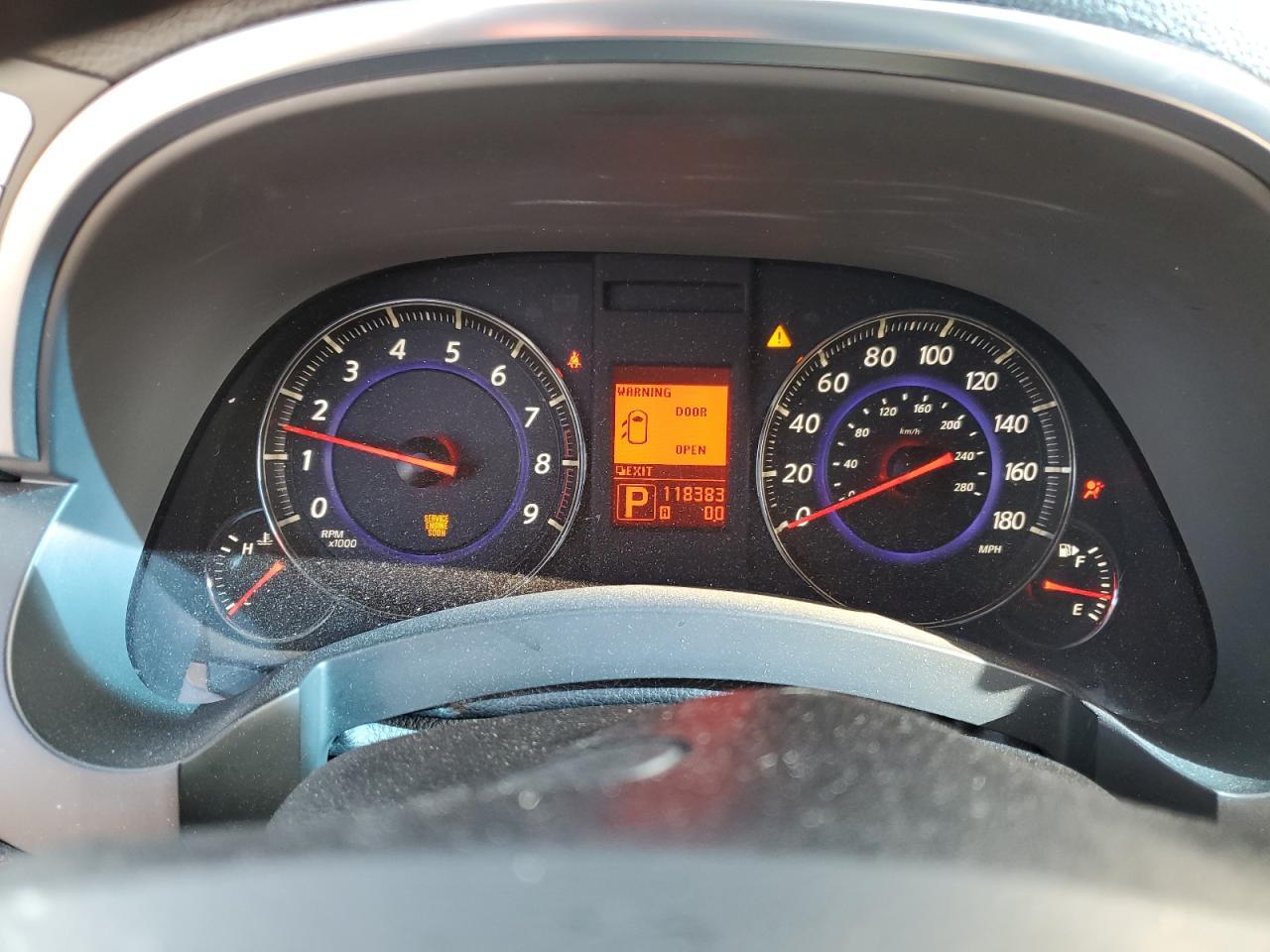 2011 INFINITI FX35