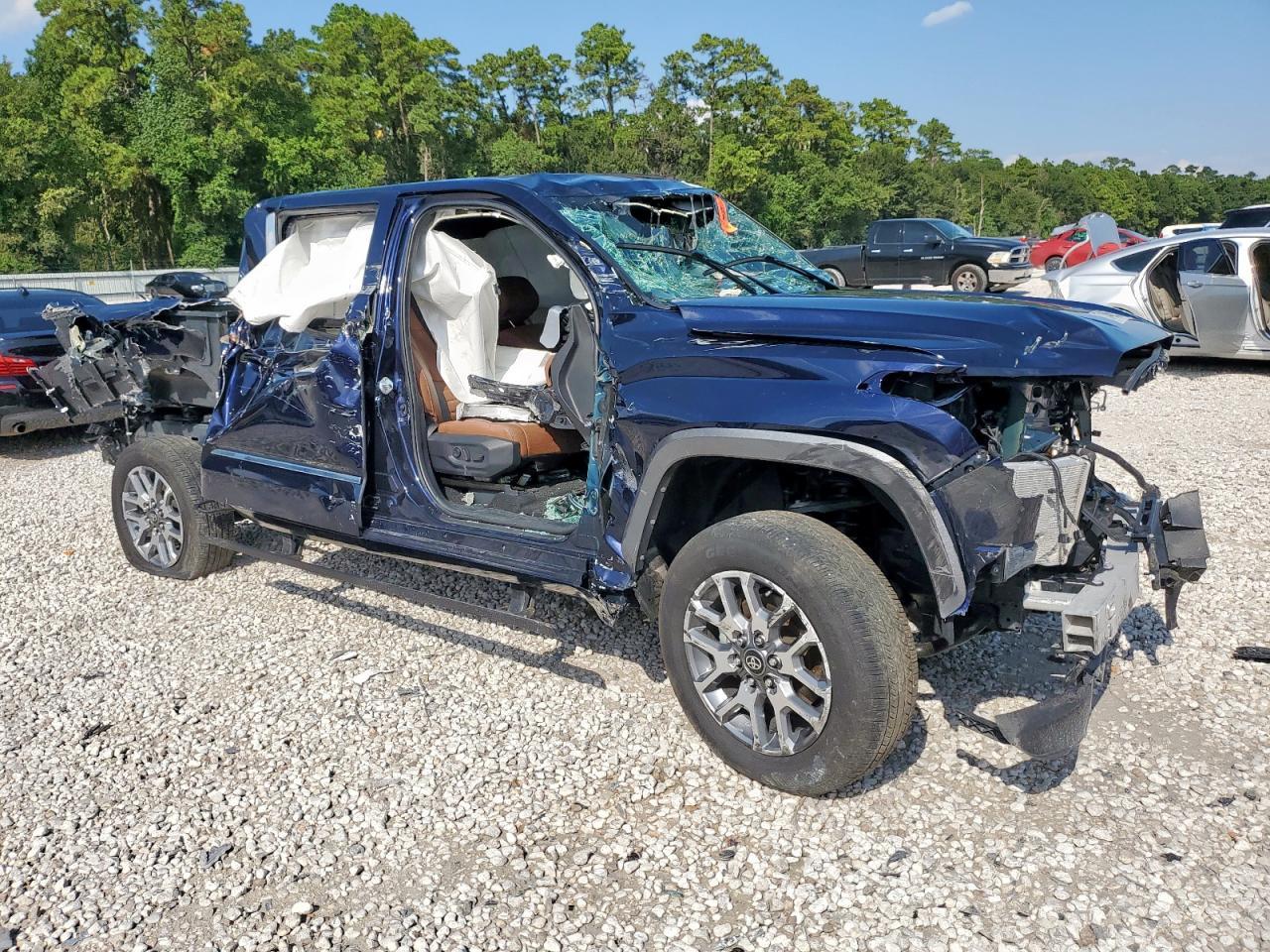 2025 TOYOTA TUNDRA