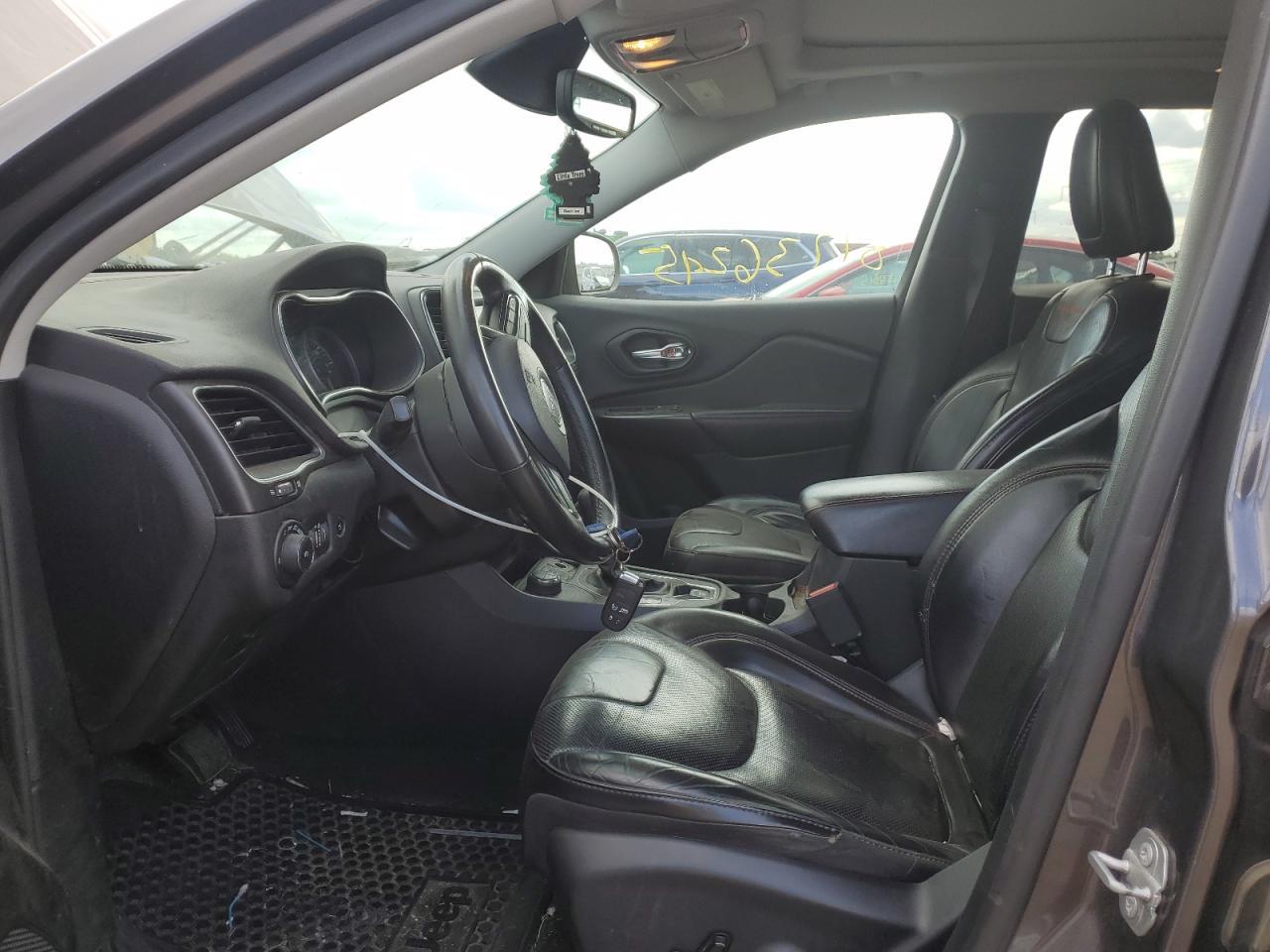 2019 JEEP CHEROKEE