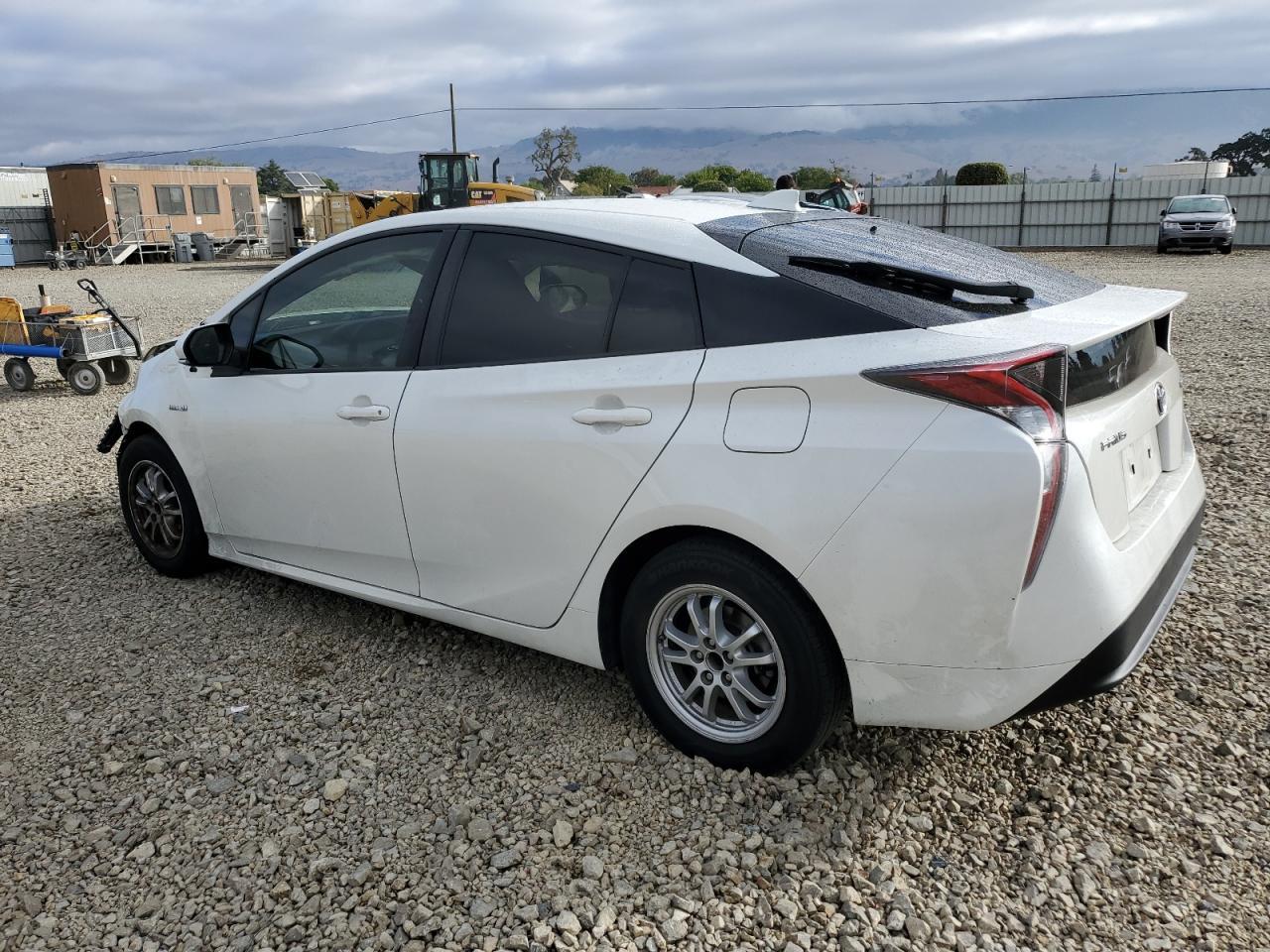 2016 TOYOTA PRIUS