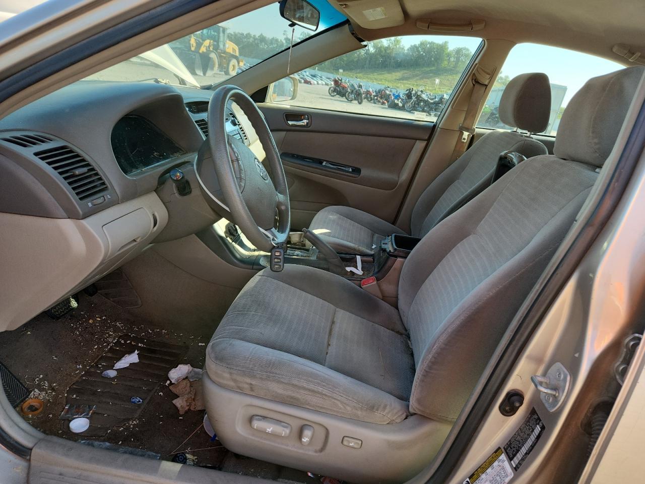 2005 TOYOTA CAMRY