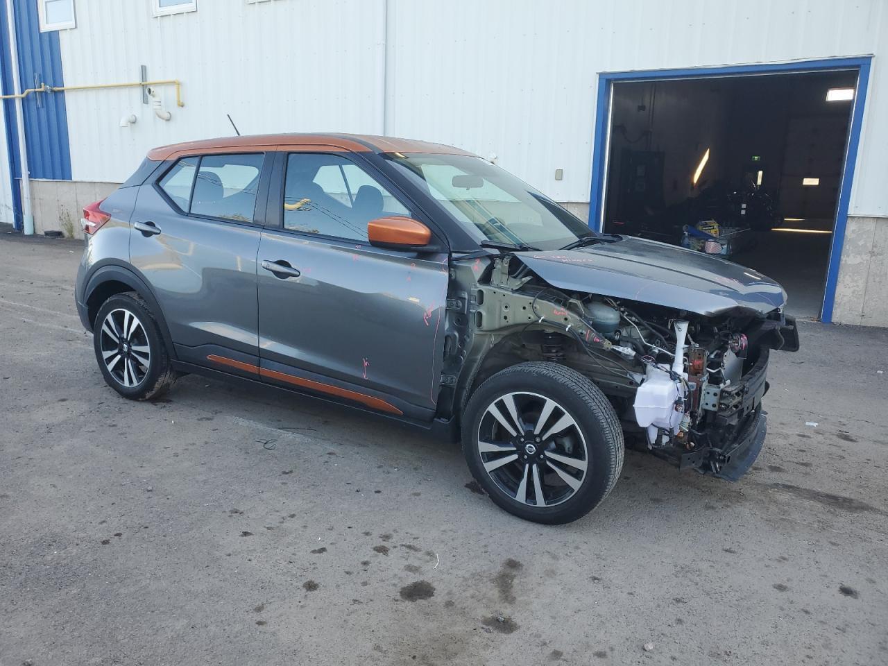 2019 NISSAN KICKS