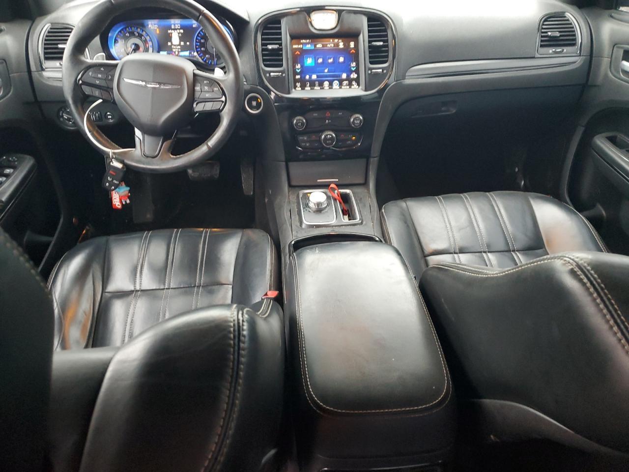 2016 CHRYSLER 300