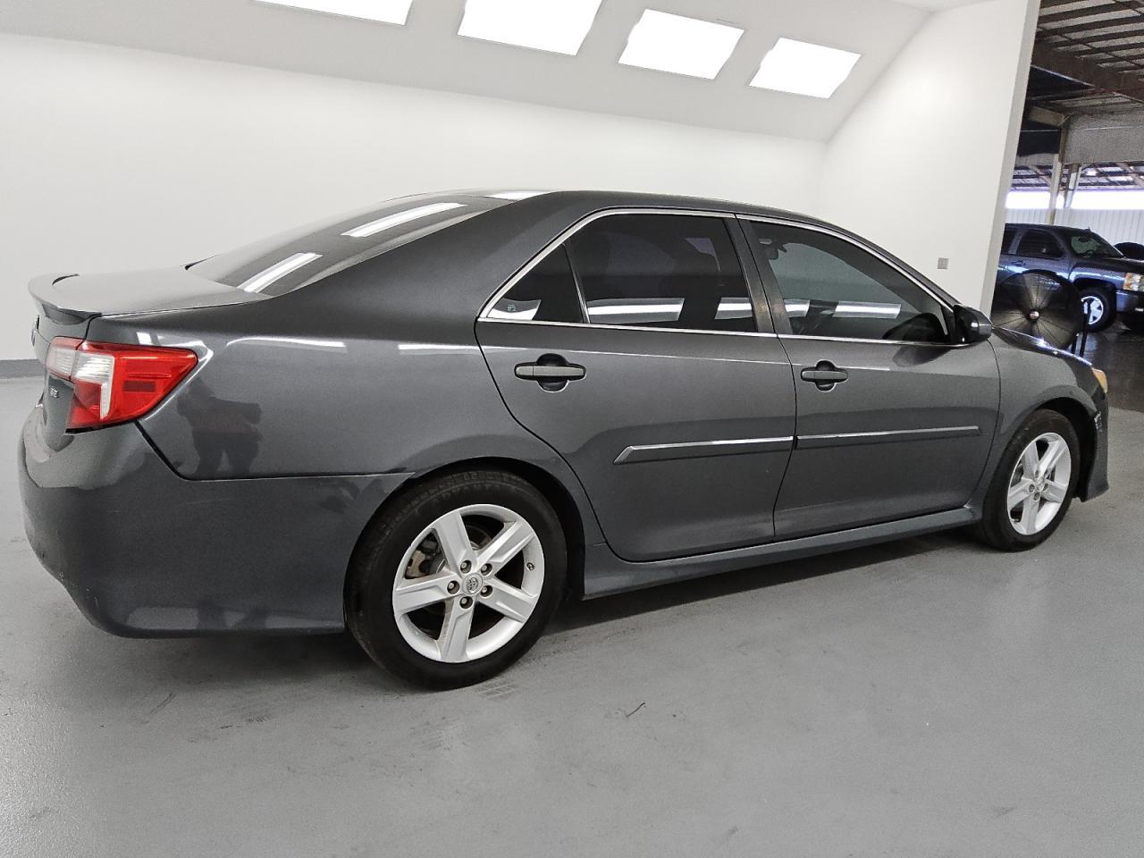 2013 TOYOTA CAMRY