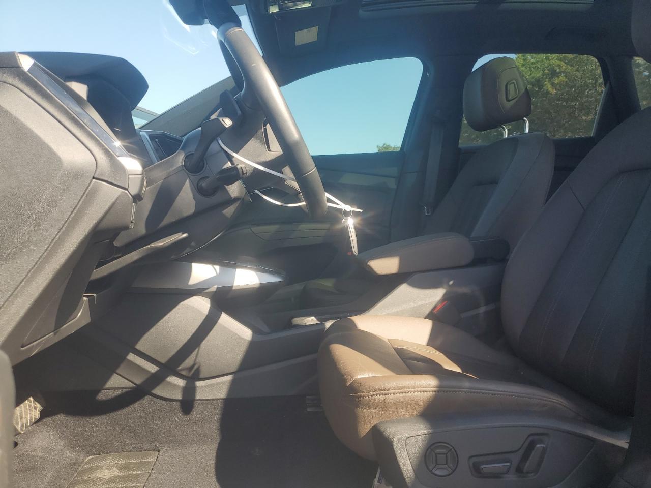 2022 AUDI Q4 e-tron