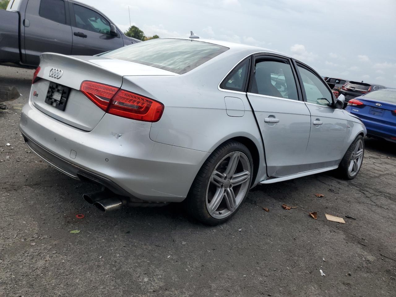 2013 AUDI S4