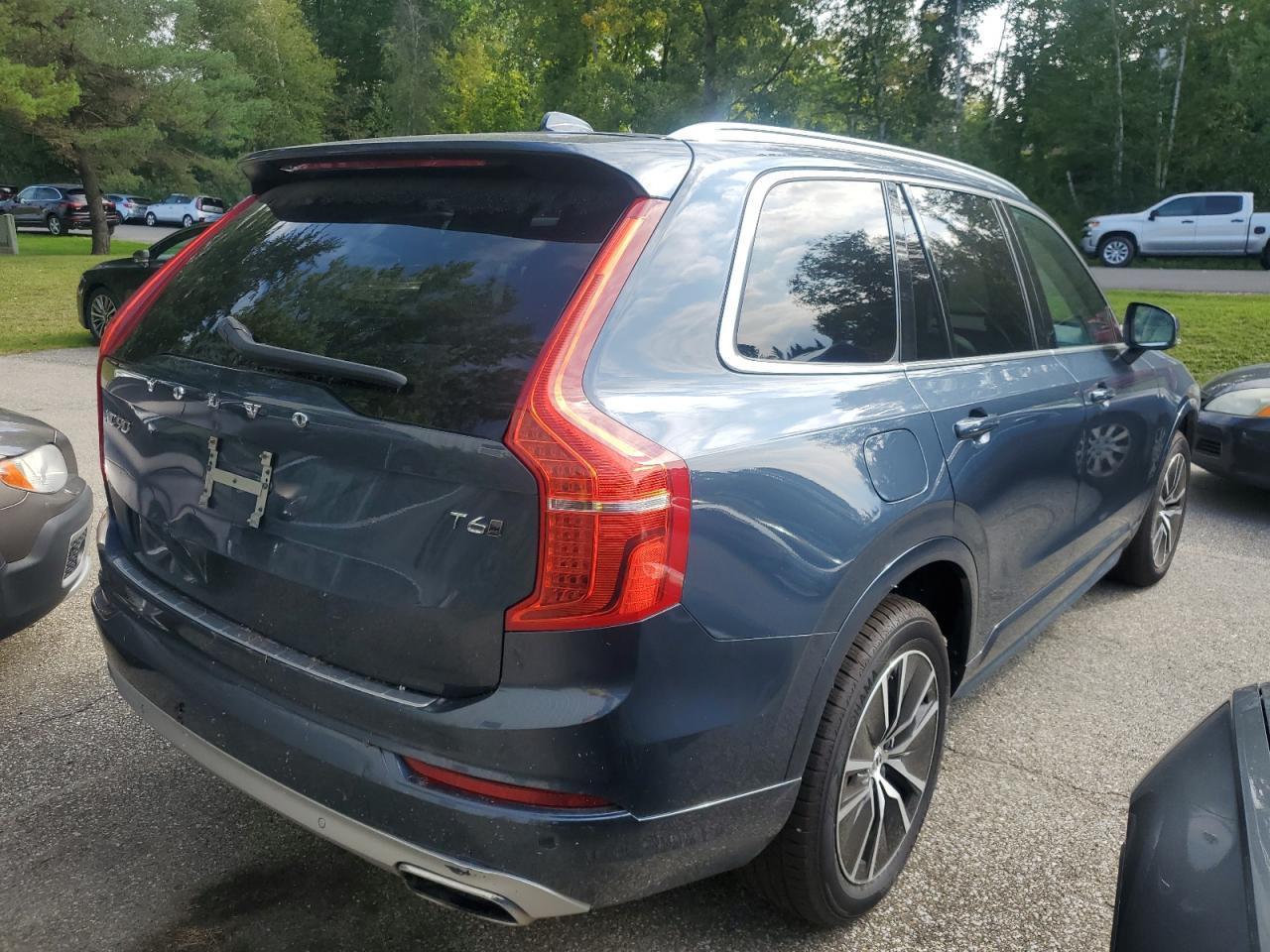 2020 VOLVO XC90