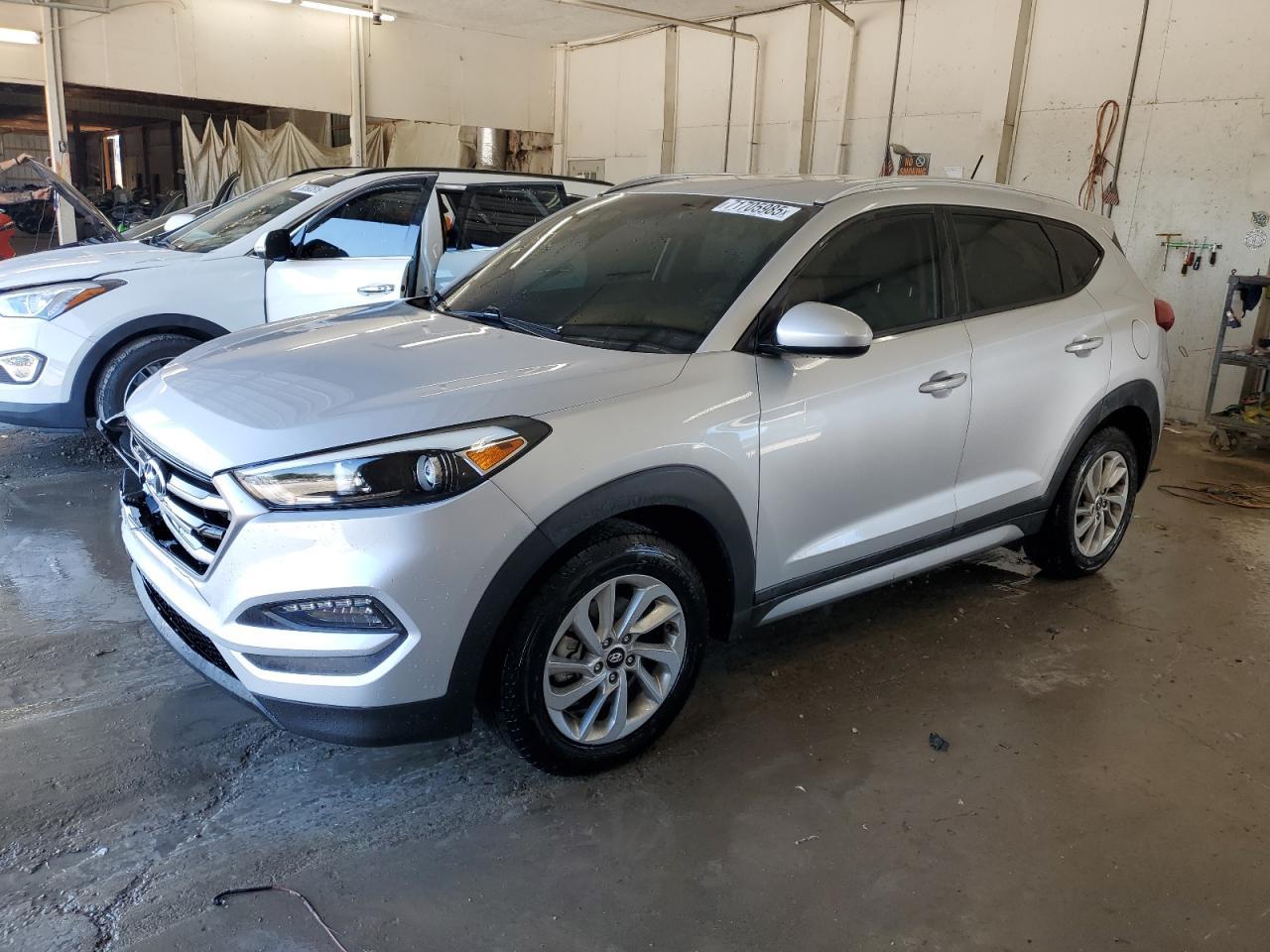 2017 HYUNDAI TUCSON