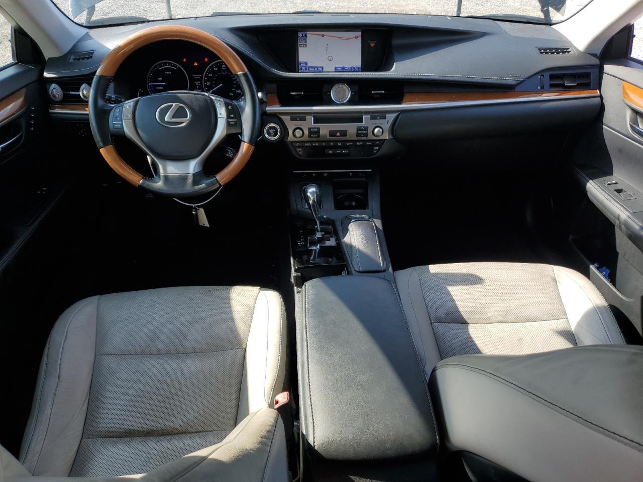 2014 LEXUS Es