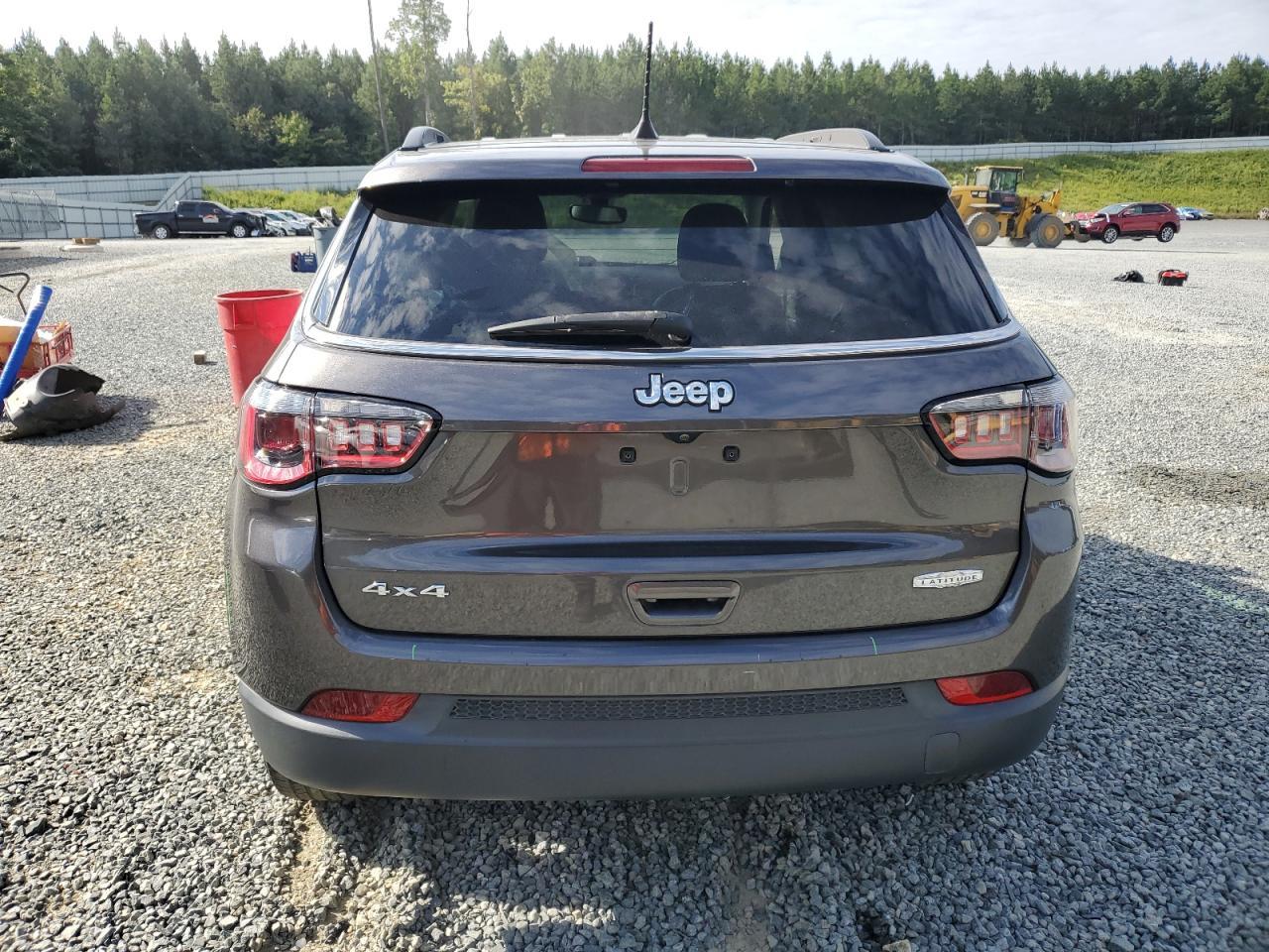 2021 JEEP Compass