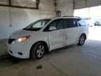2011 TOYOTA SIENNA