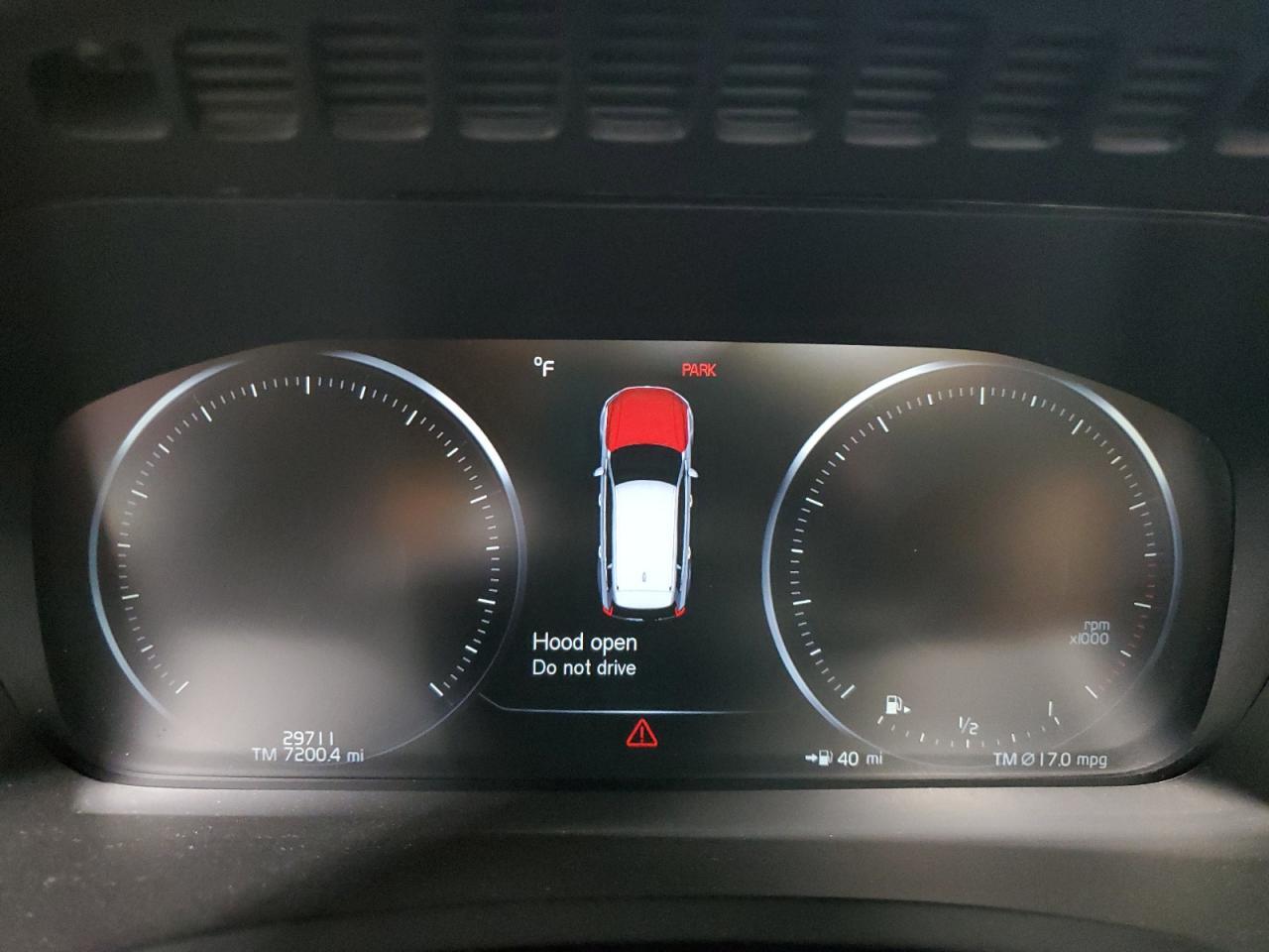 2019 VOLVO XC90