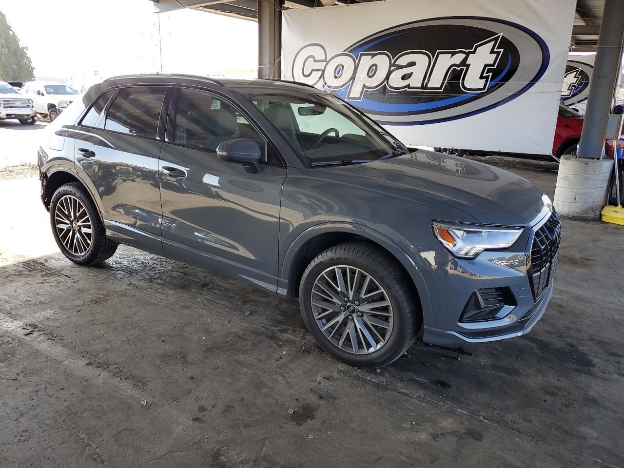 2024 AUDI Q3