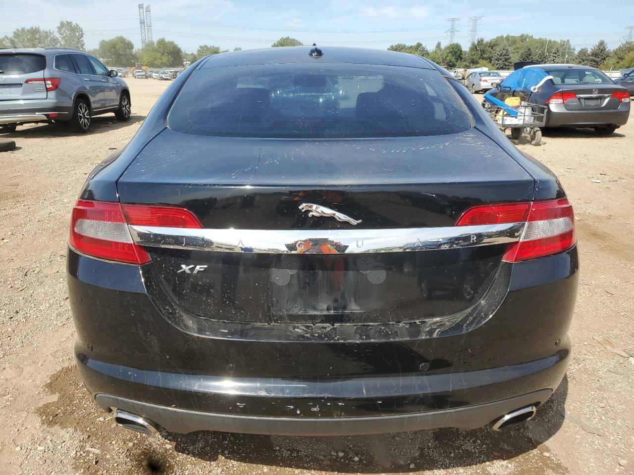 2010 JAGUAR XF