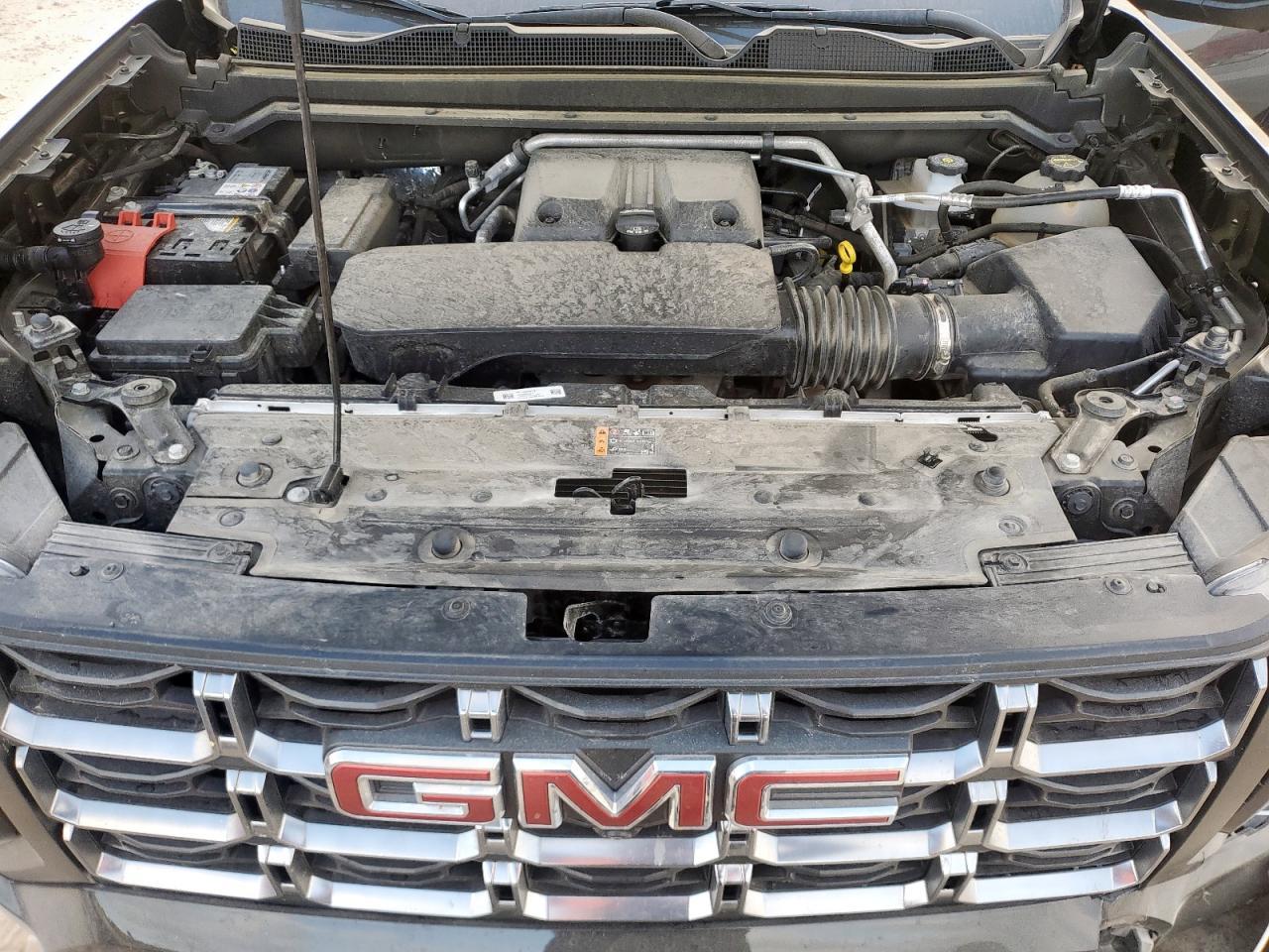 2024 GMC CANYON