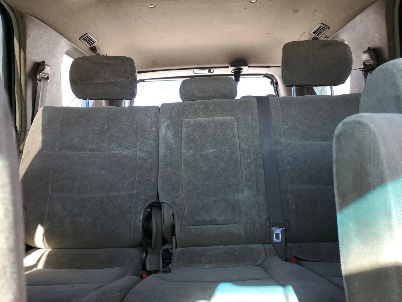 2003 TOYOTA Sequoia