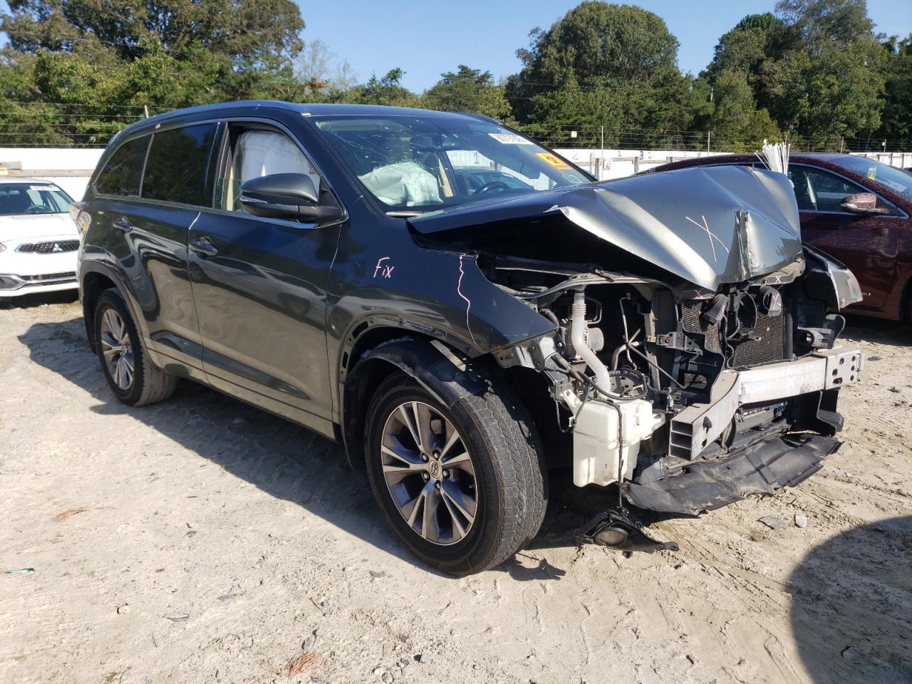 2015 TOYOTA HIGHLANDER