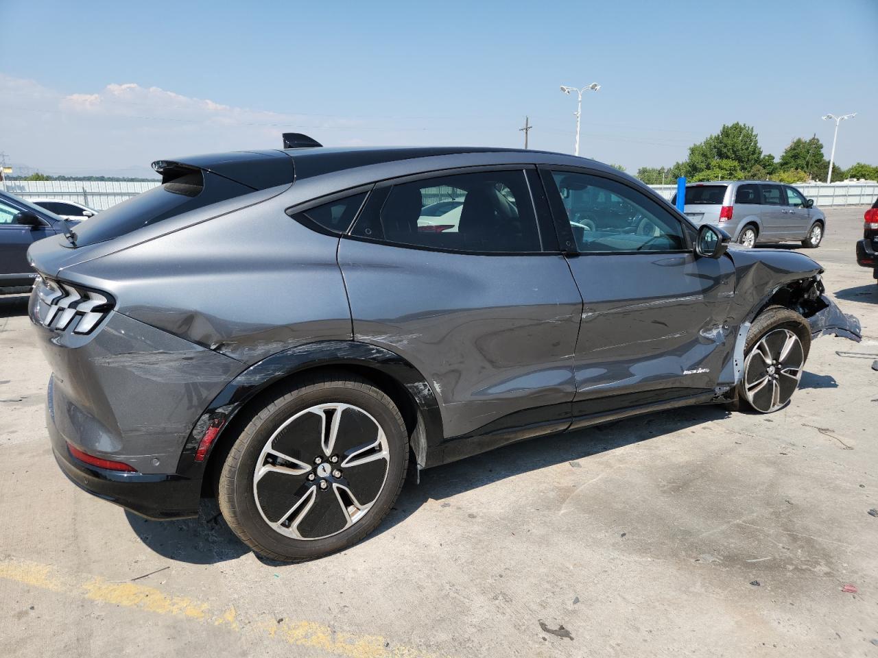 2023 FORD Mustang Mach-E