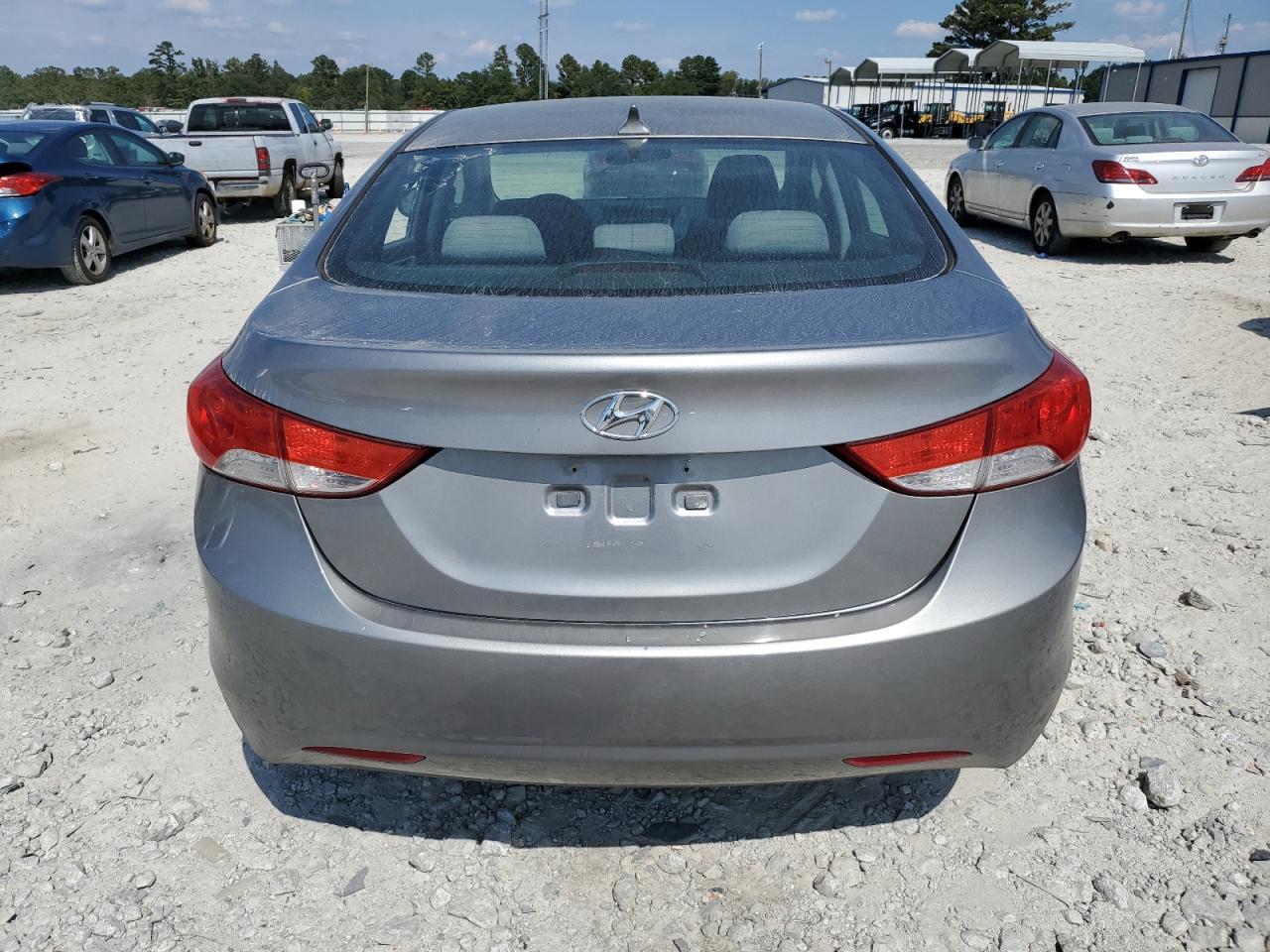 2011 HYUNDAI ELANTRA