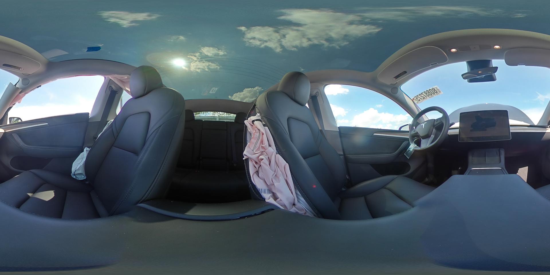 2025 TESLA MODEL Y