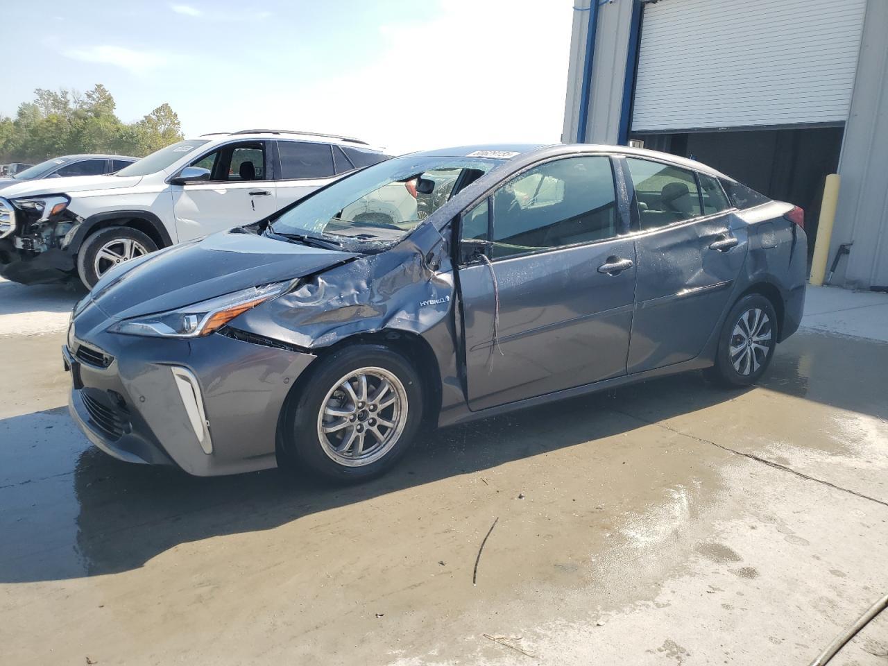 2022 TOYOTA PRIUS